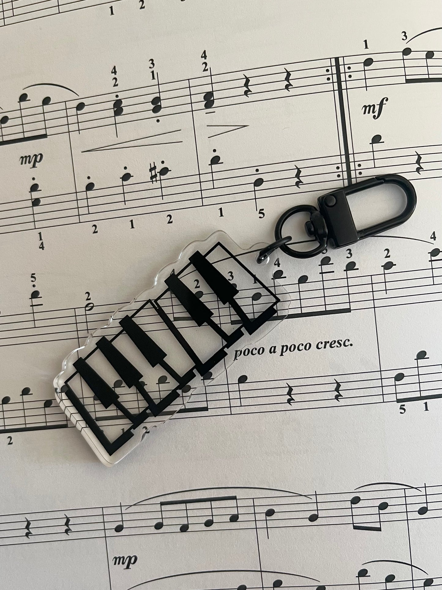 Acrylic Piano Keyboard Keychain
